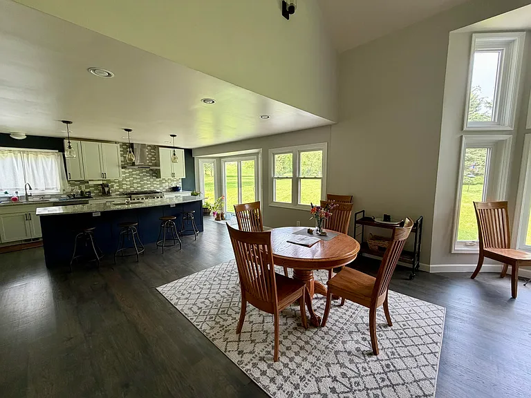 6961 Suncrest Dr — Photo 14