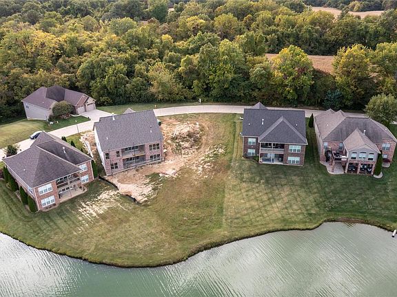 5th image of 1047 Pebble Beach Dr