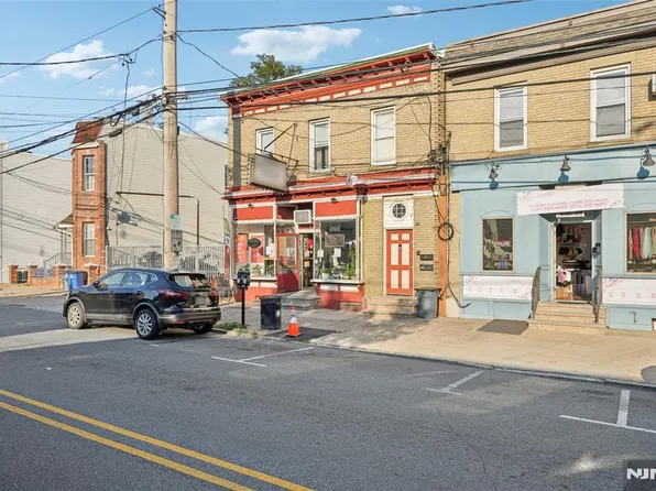 4410 Bergen Tpke, North Bergen, NJ 07047