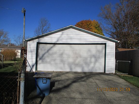 2nd image of 494 Bimini Dr