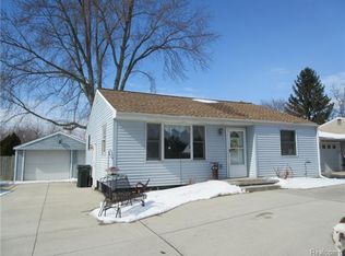 170 Chilson Rd, Howell, MI 48843