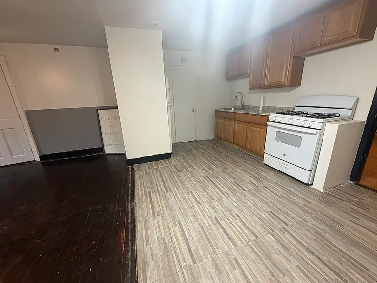 94 Philip St #1 — Photo 11