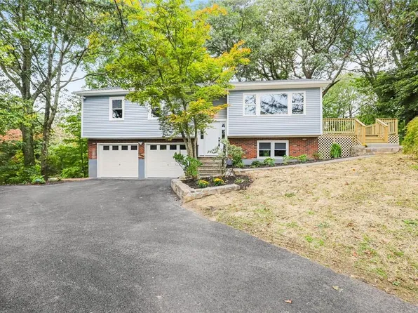 159 Teakettle Spout Road, Mahopac, NY 10541