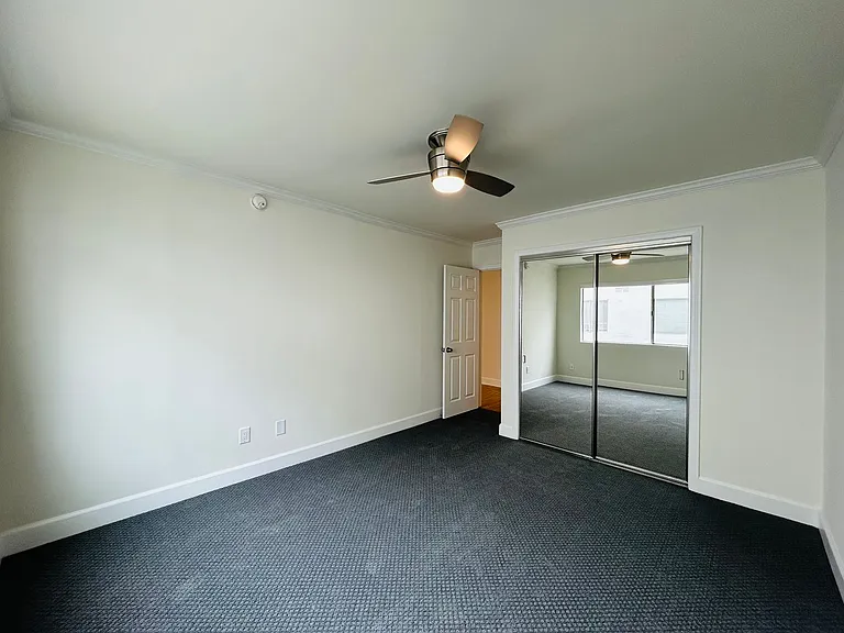 1827 Veteran Ave — Photo 11