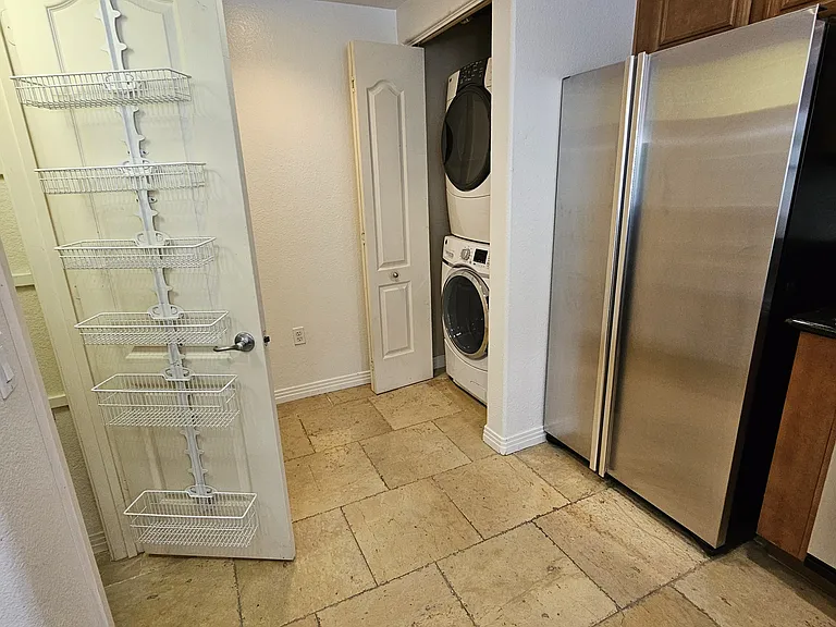 1501 India St #201 — Photo 11