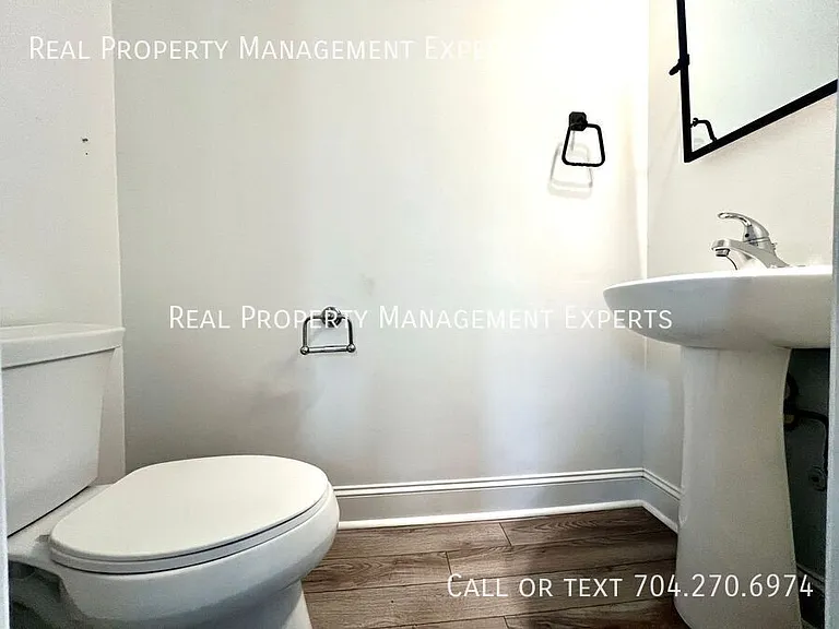 1415 Jodhpur Ct — Photo 17