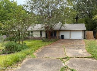 611 E Pine Needle Ct, Ridgeland, MS 39157