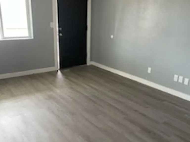 901 Apple Dr — Photo 12