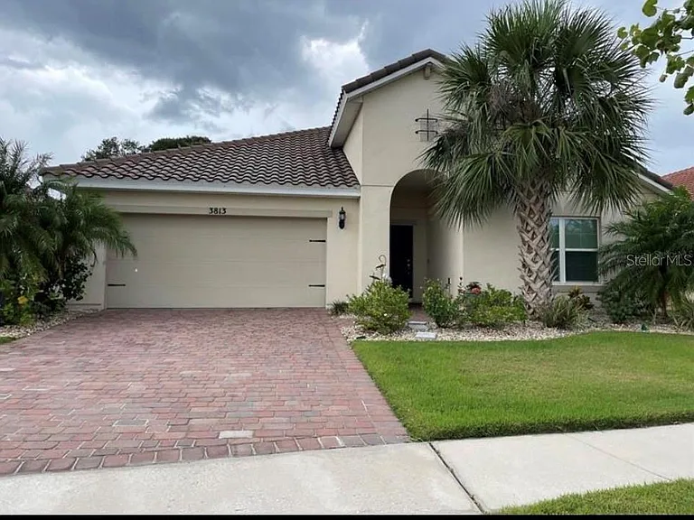 3813 Carrick Bend Dr — Photo 1