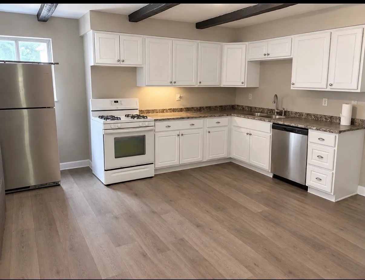 326 Grace St. - 1 — Photo 1