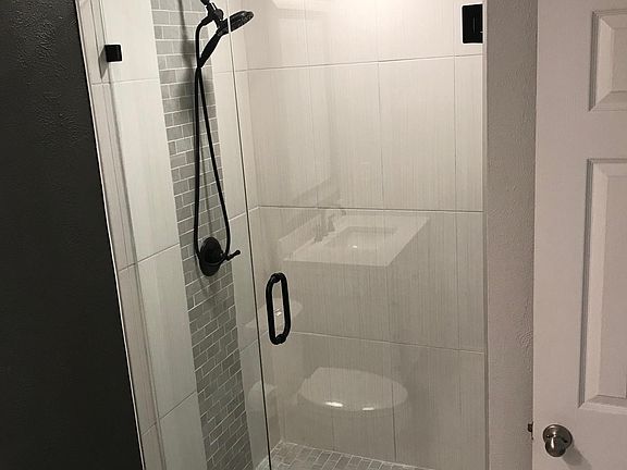 Master shower