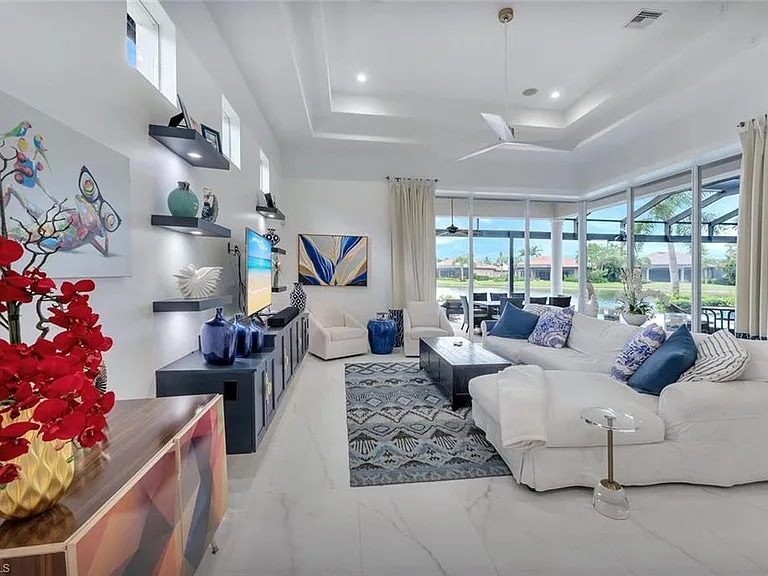 8957 Shenendoah Cir — Photo 22
