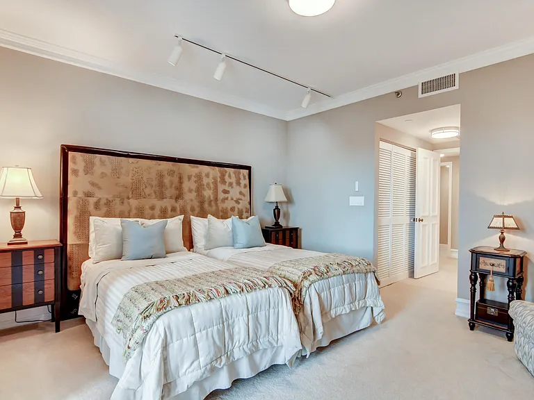 300 SE 5th Ave #6160 — Photo 28