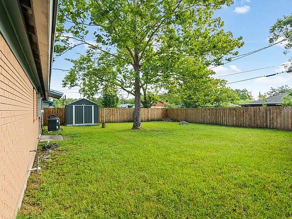 5th image of 412 San Lanta Cir