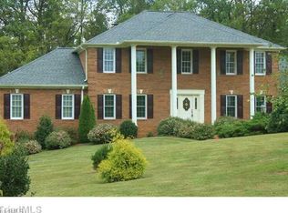 1204 Brook Acres Trl, Clemmons, NC 27012