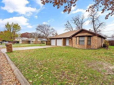 401 Allencrest Dr, White Settlement, TX 76108 | Zillow