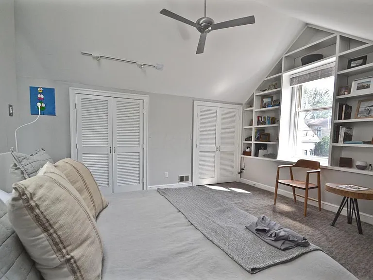 258 Jackson St — Photo 29
