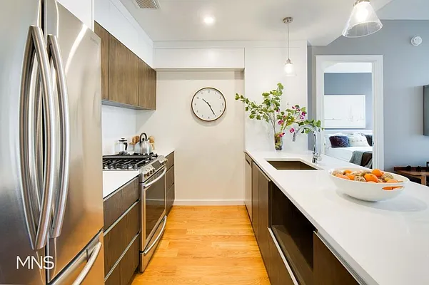 Sold by MNS | media 7