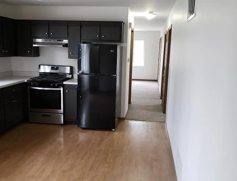 3760 Green St #2 — Photo 2