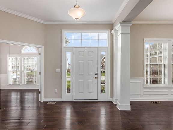 5th image of 3683 Goldenrod St