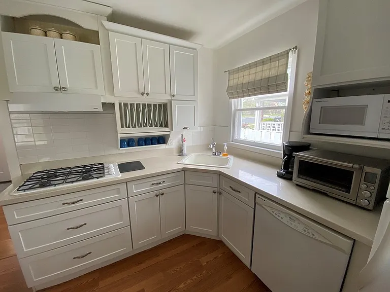 300 W Austin St #--- — Photo 10