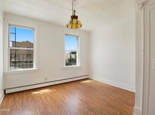 172 Ainslie St #3, Brooklyn, NY 11211