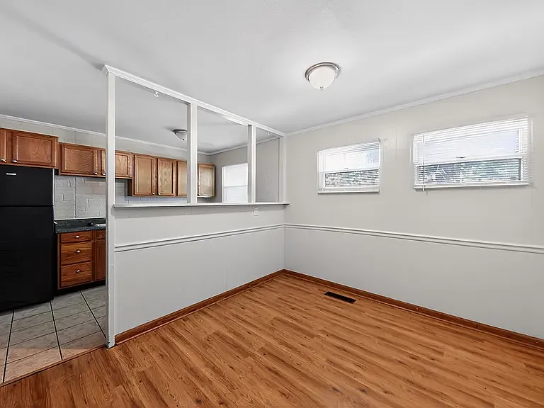 4176 Mapleleaf Dr — Photo 16