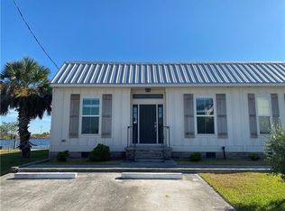 241 Marina Rd, Chalmette, LA 70043