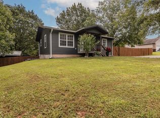150 Mull St, Highlandville, MO 65669