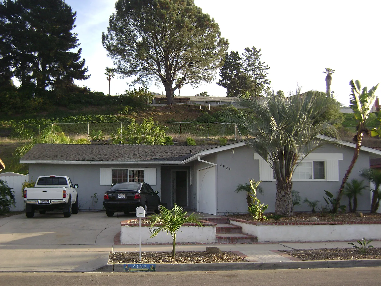 4 bed, 1650 sqft, $4,200 — Photo 1