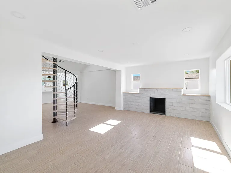 1327 W Speedway Blvd — Photo 20