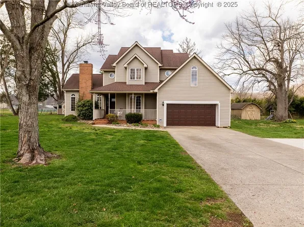 18 Bayberry Ln, Winfield, WV 25213