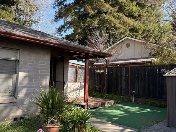 1332 Thompson Ave, Santa Cruz, CA 95062