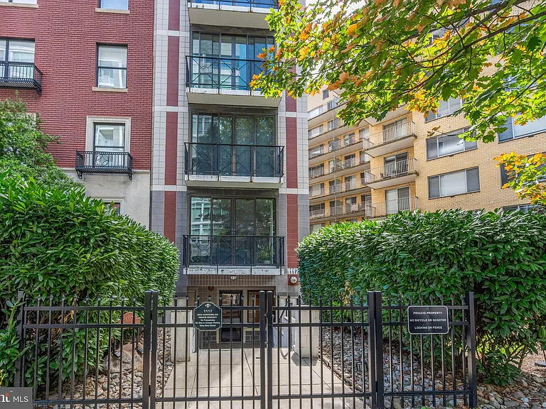 1117 New Hampshire Ave NW #7 — Photo 1
