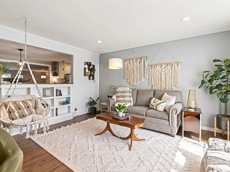 3413 W Sunset Ave #ID1460916P