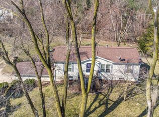 4948 Deleon Dr, Tecumseh, MI 49286