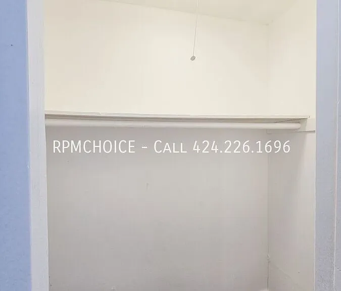 1060 Ravenna Ave — Photo 13