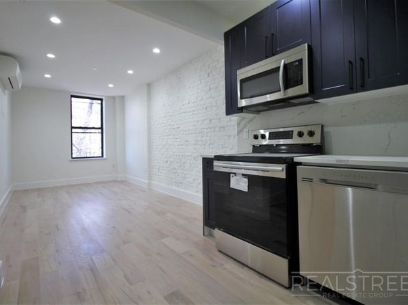 643 Knickerbocker Ave #2B