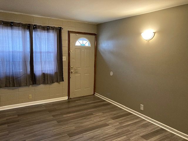 1st image of 311 N Lincoln Ave #10839071