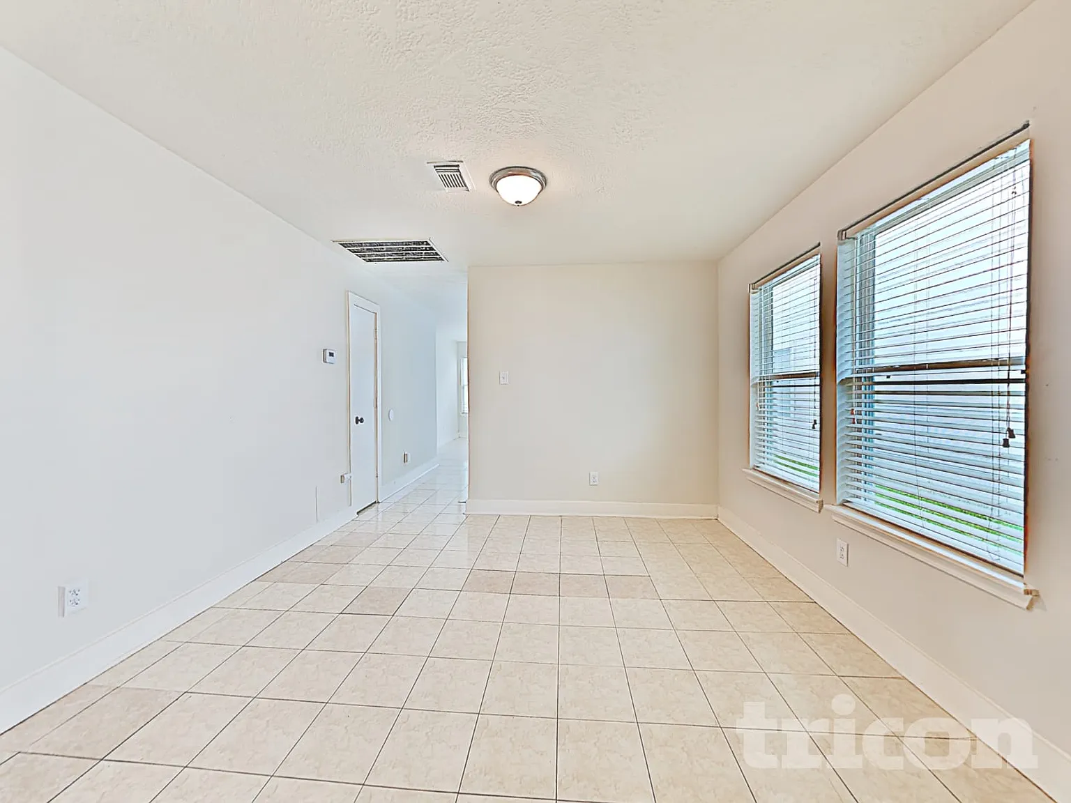 15810 W Park Court Houston TX — Photo 4