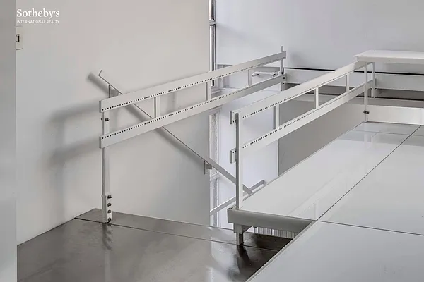 Rented by Sotheby's International Realty | media 31