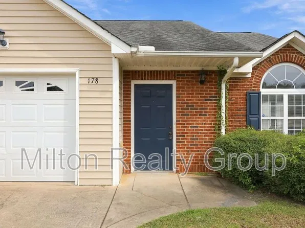 178 Ariel St, Lillington, NC 27546