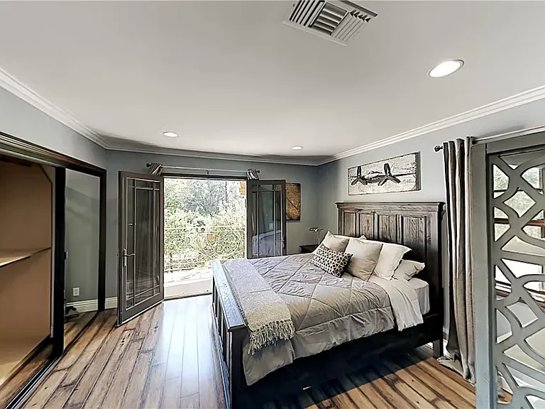12403 Erwin St — Photo 30