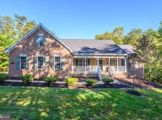 7155 Pine Ridge Rd, Marshall, VA 20115