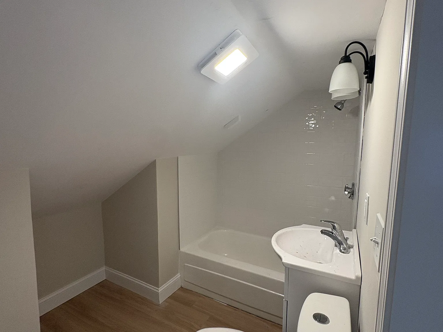 1 bed, 500 sqft, $1,500 — Photo 4