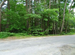 20 13th Ave, Halifax, MA 02338