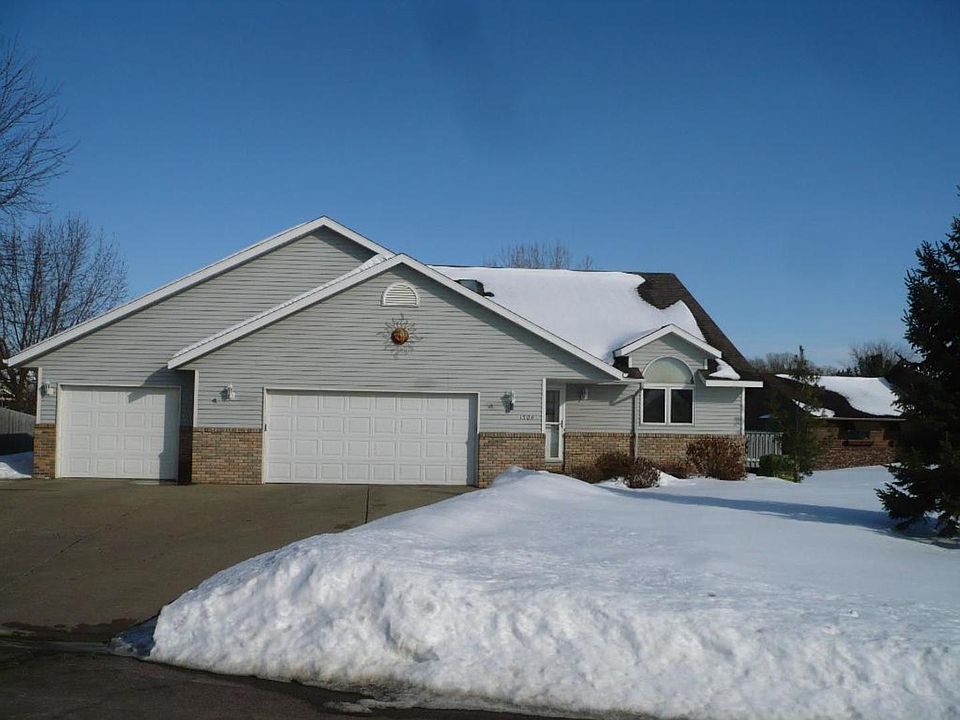 1st image of 1504 7th Ave N