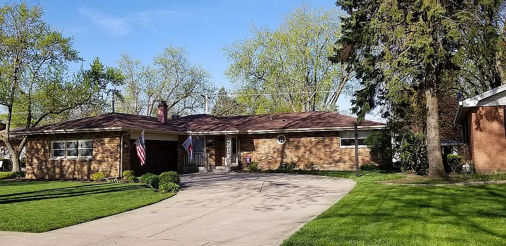 615 Tana Ln photo 1