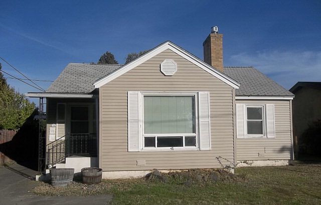 1st image of 116 N Blue St