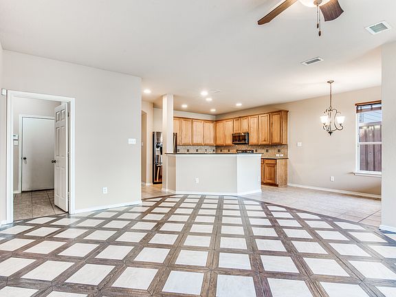 4th image of 3305 Timber Ridge Trl
